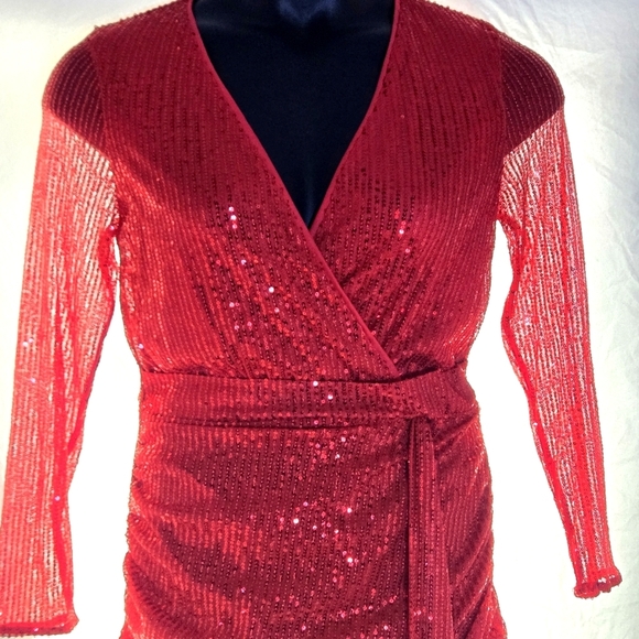 Sparlky Red Event Dress EUC - Picture 2 of 8